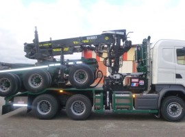 Aufbau fur Dreiachs-Langholznachläufer Scania 6x4 + Krane Tajfun-Liv 300K87 + AR5670