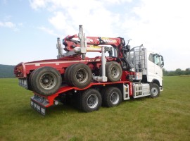 Aufbau fur Dreiachs-Langholznachläufer Volvo 6x4 + Krane Tajfun-Liv 300K99 + AR5670