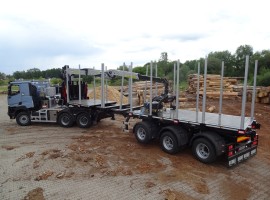 Hydraulic equipment with crane on Steered 3 axles extendable semi-trailer Renault 6x4 + crane Tajfun-Liv 320K87 + Steered 3 axles extendable semi-trailer