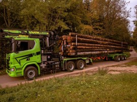 Forestry equipment for 3 axles forestry dolly Scania 6x4 + crane Tajfun-Liv 320K87 + AR3670