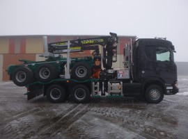 Aufbau fur Dreiachs-Langholznachläufer Scania 6x4 + Krane Tajfun-Liv 320K81 + AR5670
