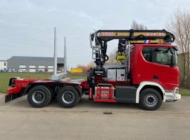 Aufbau fur dreiachs-Langholznachläufer mit Rohrdeichsellenkung. Scania 6x4 + Krane D28.81 + AR5650