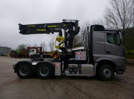 Aufbau fur Sattelauflieger MERCEDES + Krane Tajfun-Liv 320K99