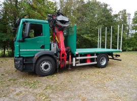 Kurholzaufbau Man 4x2 + Krane D12-99zdt