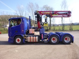 Forestry equipment for semi-trailer Scania 6x4 + crane Tajfun-Liv 320K99