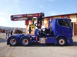 Forestry equipment for semi-trailer Scania 6x4 + crane Tajfun-Liv 320K99