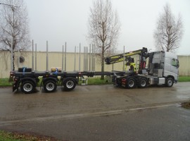 Forestry equipment for Steered 3 axles extendable semi-trailer Volvo 6x4 + crane Tajfun-Liv 300K87