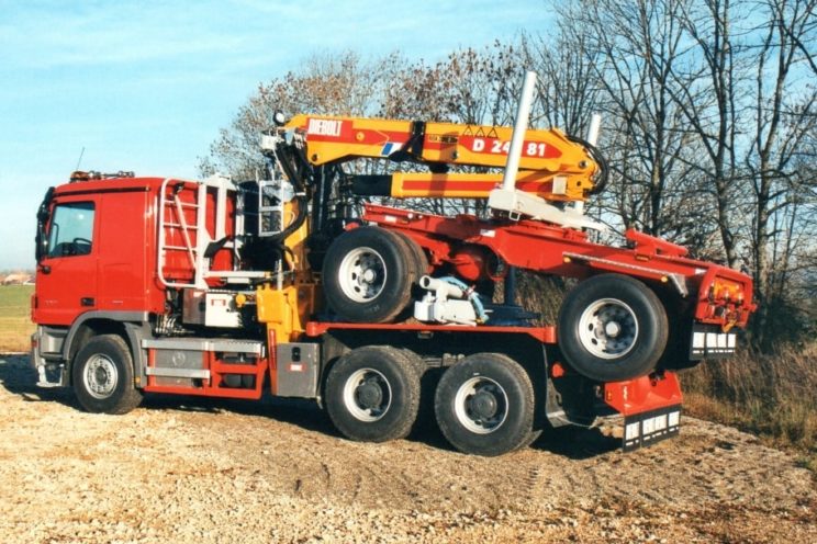 Steered 2 axles forestry dolly