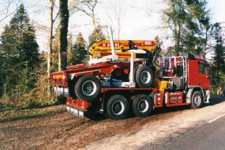 Steered 2 axles forestry dolly