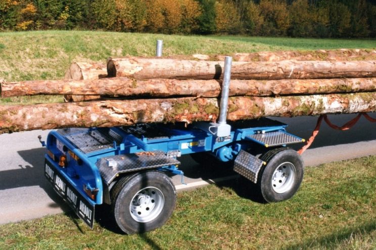 Steered 2 axles forestry dolly