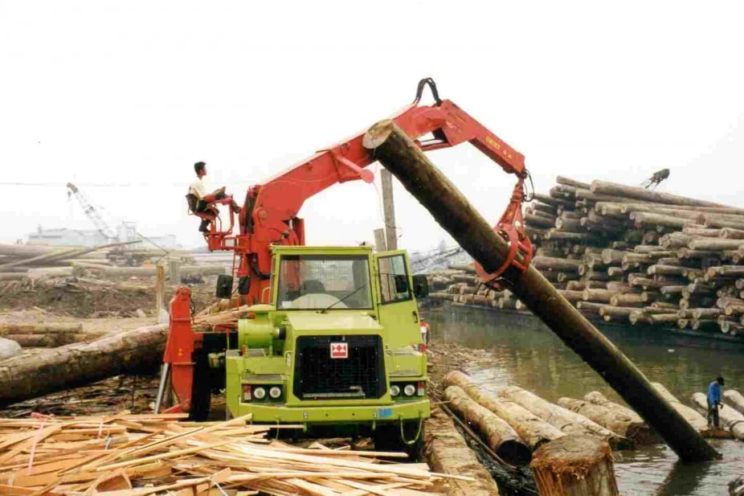 Damper toute marque pour usage spécial (manutention et transport de bois, pétrolier&#8230;)