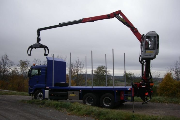 Équipement forestier pour bois court