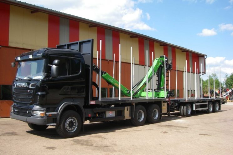 Équipement forestier pour bois court