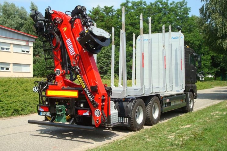 Équipement forestier pour bois court