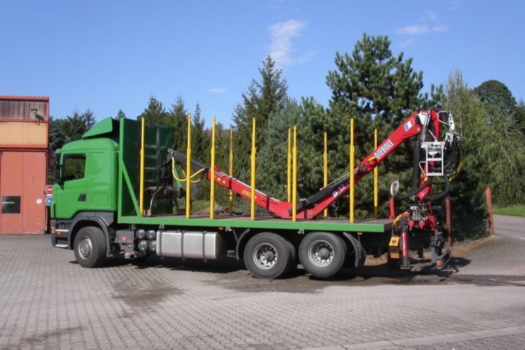 Équipement forestier pour bois court