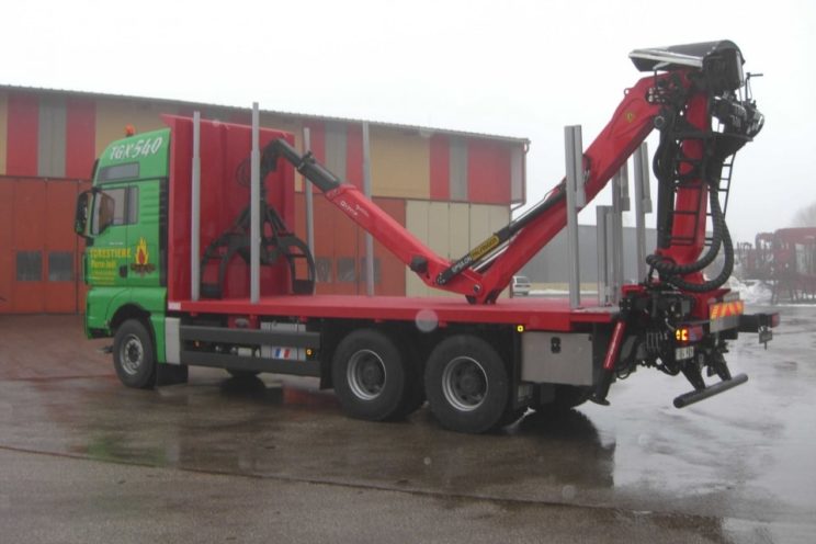 Équipement forestier pour bois court