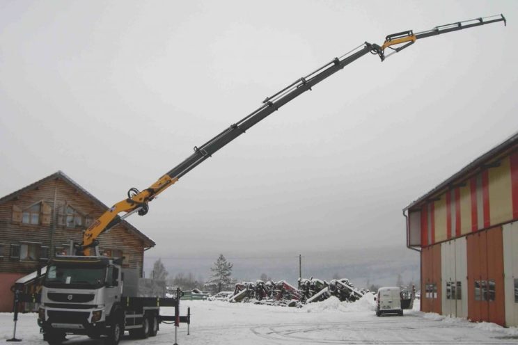 Handling crane, framework or recycling