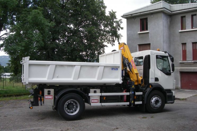 Handling crane, framework or recycling