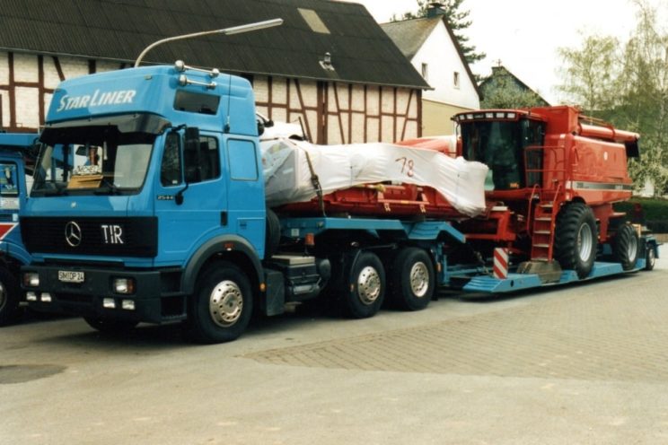 Tieflade-Sattelauflieger für Maschinentransport, Ein-, Zwei-, Dreiachsen oder mehr, mit oder ohne hydraulischer Zwangslenkung