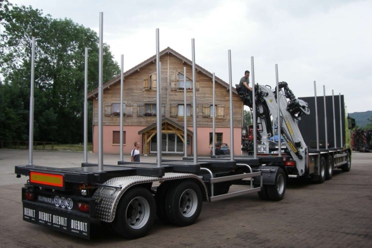 3 axles trailer with bunks