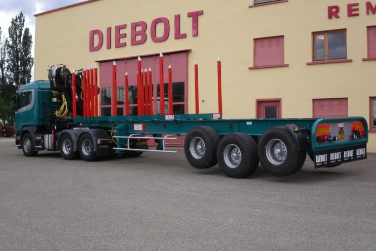 3 axles semi-trailer fixed frame with or without crane