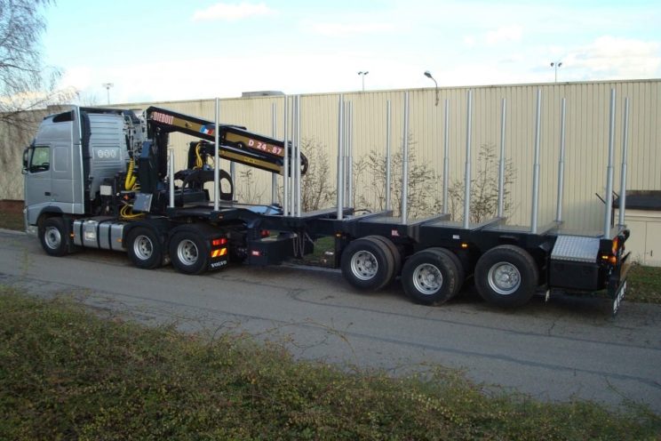 Semi remorque extensible 3 essieux avec ou sans grue sur col de cygne