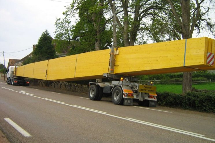 2 or 3 axles steered dolly, for transport of long length product type self-supporting beam or structure